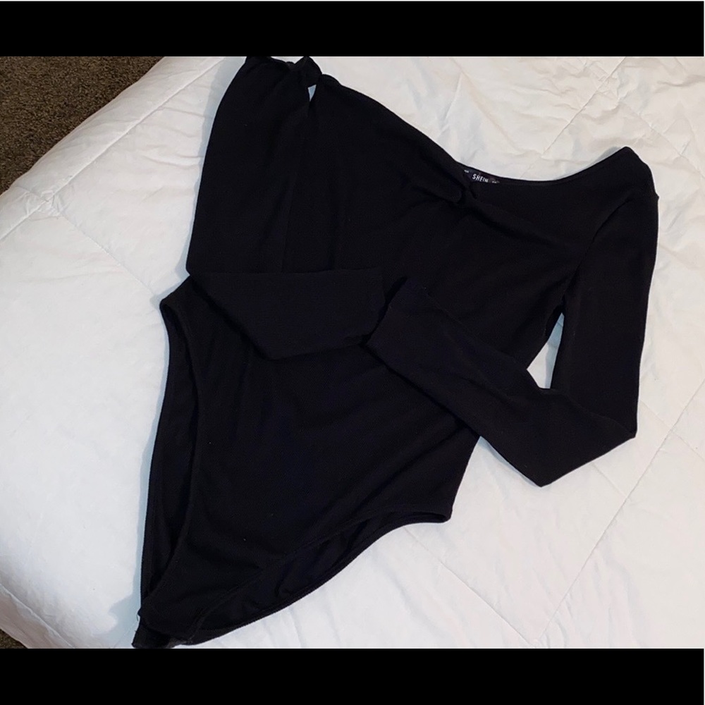Shein black one shoulder long sleeve bodysuit
